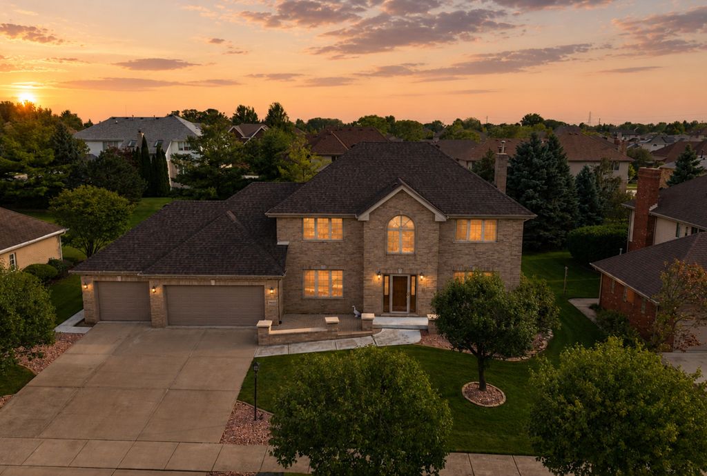 10433 Amber Lane, Orland Park, IL 60467