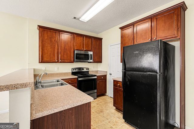 7676 Rutgers Circle, Fairburn, GA 30213