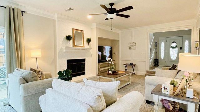 155 April Waters Drive N, Conroe, TX 77356