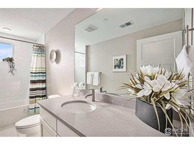 230 S Cherrywood Dr 104, Lafayette, CO 80026