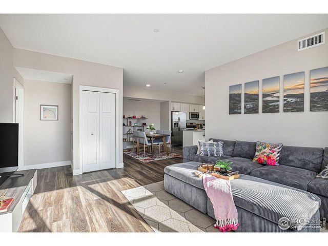 230 S Cherrywood Dr 104, Lafayette, CO 80026