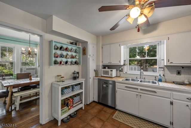 58 Hudson St, Little Falls Twp., NJ 07424