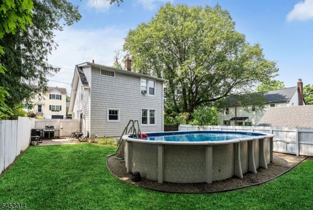 58 Hudson St, Little Falls Twp., NJ 07424