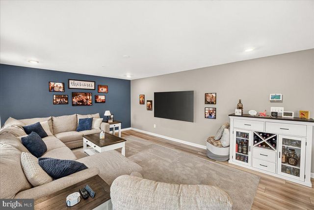 17 WESTVIEW DR, Thurmont, MD 21788