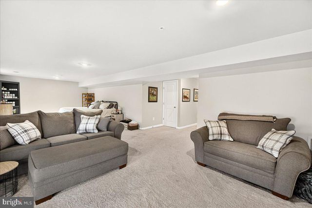 17 WESTVIEW DR, Thurmont, MD 21788