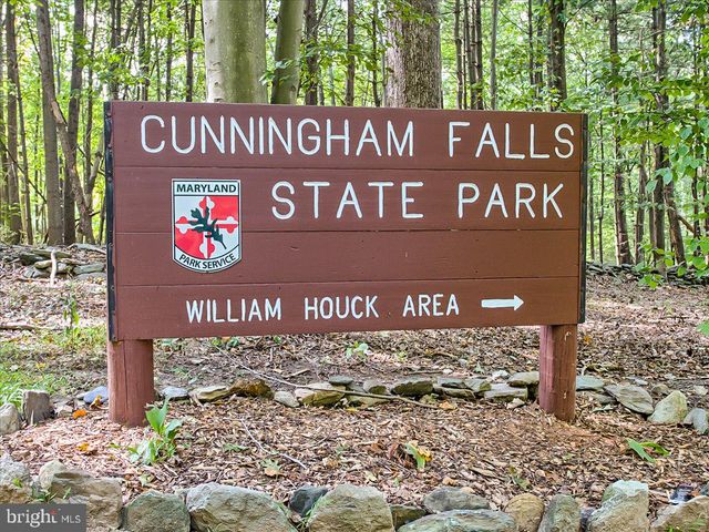 17 WESTVIEW DR, Thurmont, MD 21788