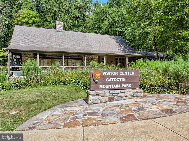 17 WESTVIEW DR, Thurmont, MD 21788