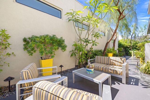 185 Vibe Way, Palm Springs, CA 92262