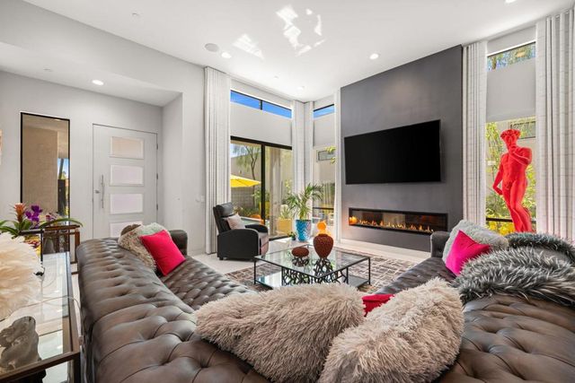 185 Vibe Way, Palm Springs, CA 92262