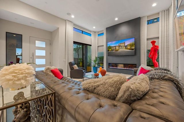 185 Vibe Way, Palm Springs, CA 92262