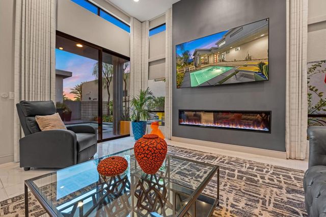 185 Vibe Way, Palm Springs, CA 92262