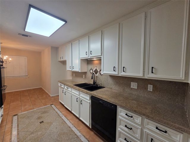 1507 Clover Hill Road, Mansfield, TX 76063