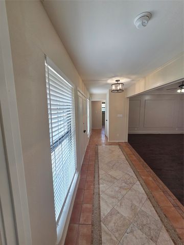 1507 Clover Hill Road, Mansfield, TX 76063