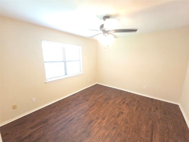 1507 Clover Hill Road, Mansfield, TX 76063
