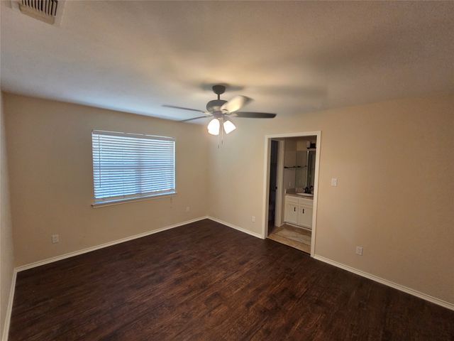 1507 Clover Hill Road, Mansfield, TX 76063