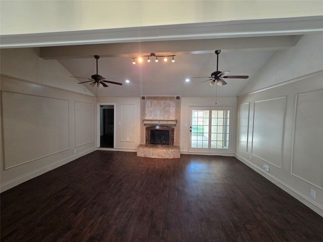 1507 Clover Hill Road, Mansfield, TX 76063