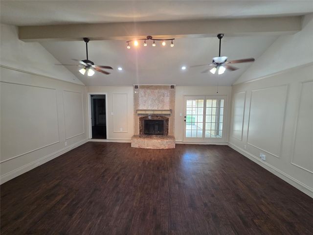 1507 Clover Hill Road, Mansfield, TX 76063