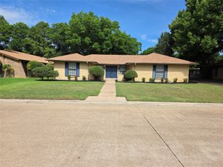 1507 Clover Hill Road, Mansfield, TX 76063