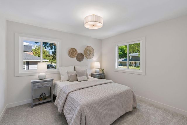 5516 Warden Avenue, Edina, MN 55436