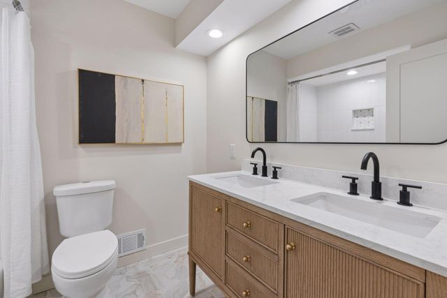 5516 Warden Avenue, Edina, MN 55436