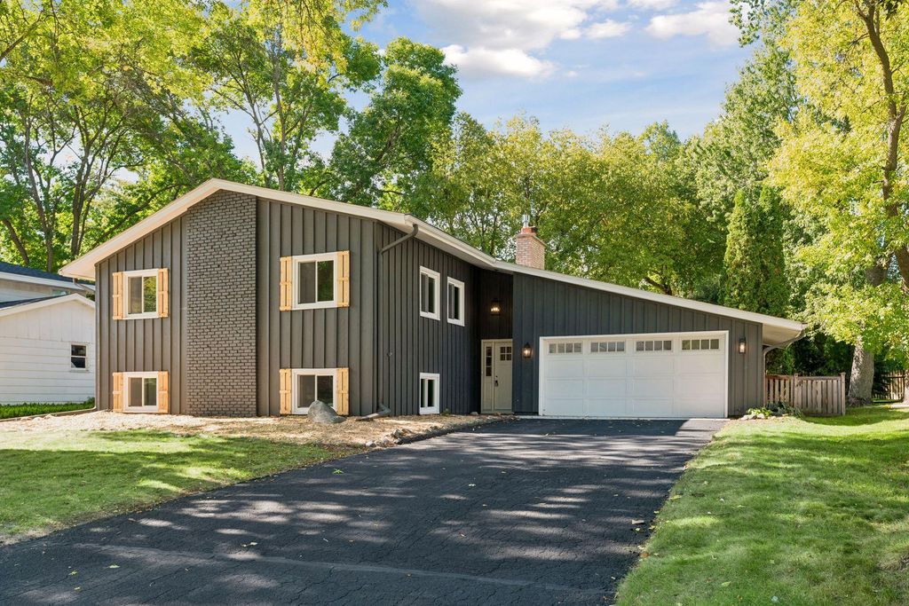5516 Warden Avenue, Edina, MN 55436 — exterior