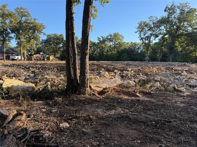 100 Shady Brook Court, Joshua, TX 76058