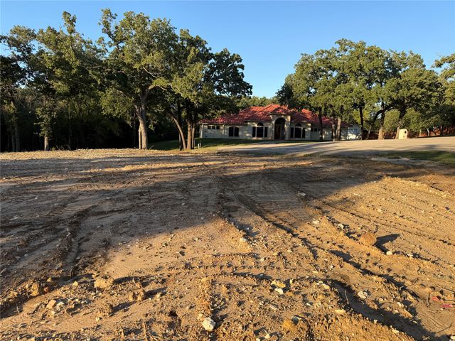 100 Shady Brook Court, Joshua, TX 76058