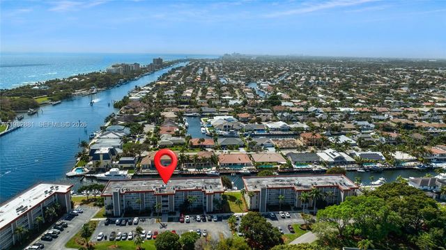 3050 NE 48th Court 401, Lighthouse Point, FL 33064