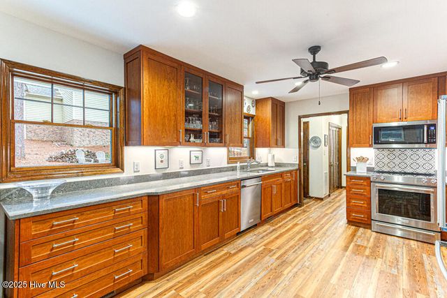 106 Cardinal Lane, West End, NC 27376