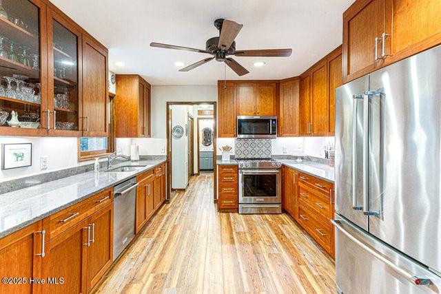 106 Cardinal Lane, West End, NC 27376