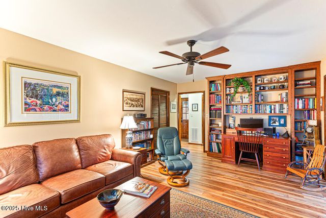 106 Cardinal Lane, West End, NC 27376