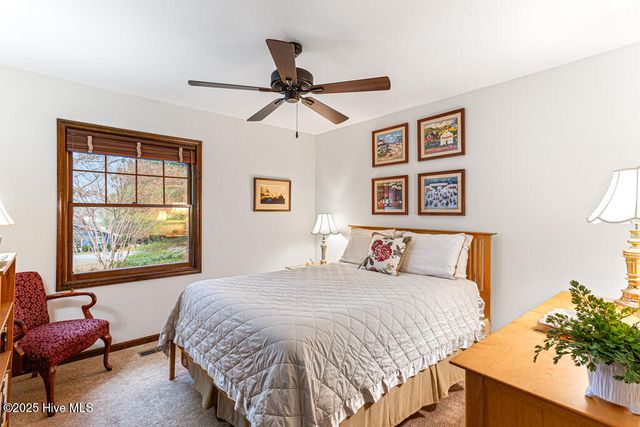 106 Cardinal Lane, West End, NC 27376