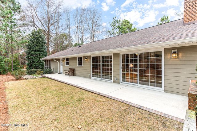 106 Cardinal Lane, West End, NC 27376