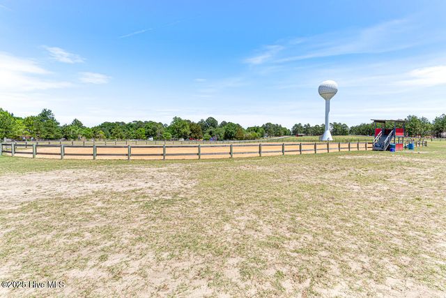 106 Cardinal Lane, West End, NC 27376