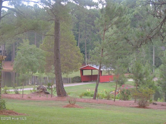 106 Cardinal Lane, West End, NC 27376