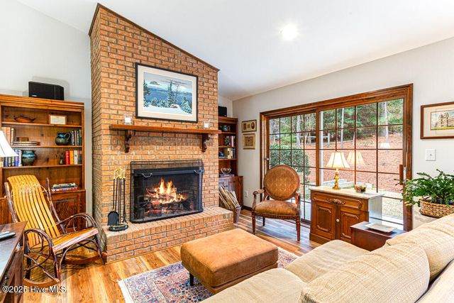 106 Cardinal Lane, West End, NC 27376