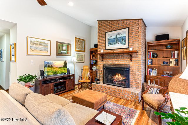 106 Cardinal Lane, West End, NC 27376