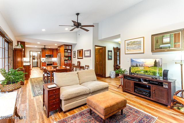 106 Cardinal Lane, West End, NC 27376