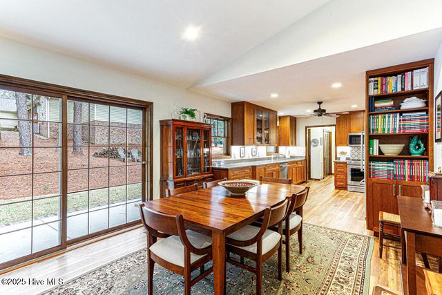 106 Cardinal Lane, West End, NC 27376