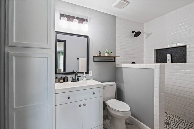 1565 Segovia Drive, League City, TX 77573