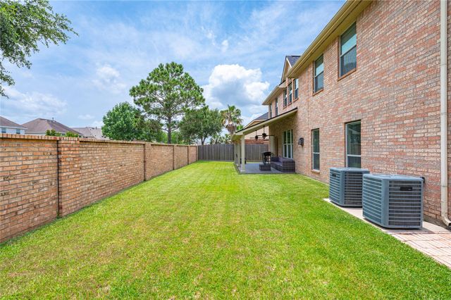 1565 Segovia Drive, League City, TX 77573