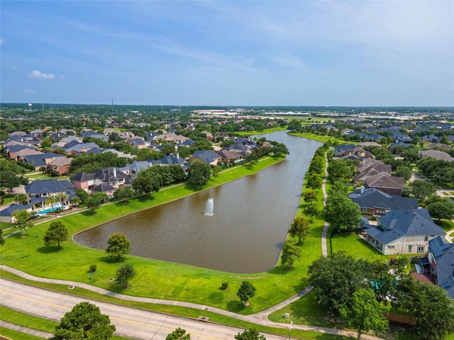 1565 Segovia Drive, League City, TX 77573
