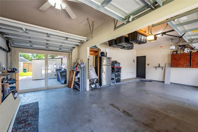 1565 Segovia Drive, League City, TX 77573