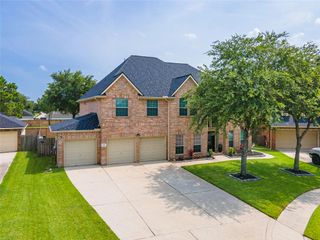 1565 Segovia Drive, League City, TX 77573