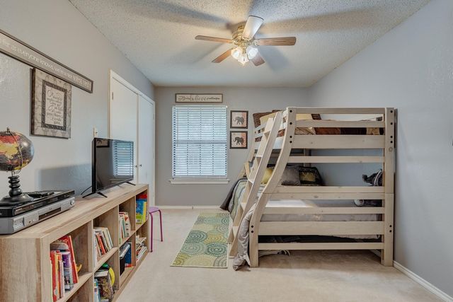 504 Estate Drive, Grand Prairie, TX 75052