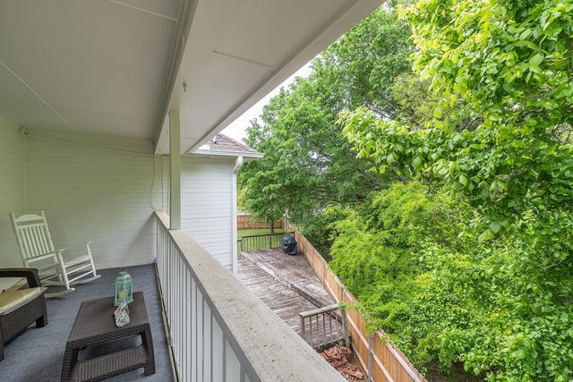 504 Estate Drive, Grand Prairie, TX 75052