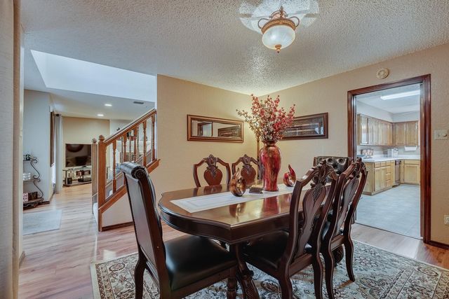 504 Estate Drive, Grand Prairie, TX 75052