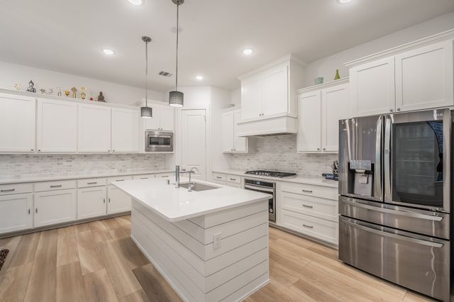 256 Harbor Hills Drive, Flower Mound, TX 75028