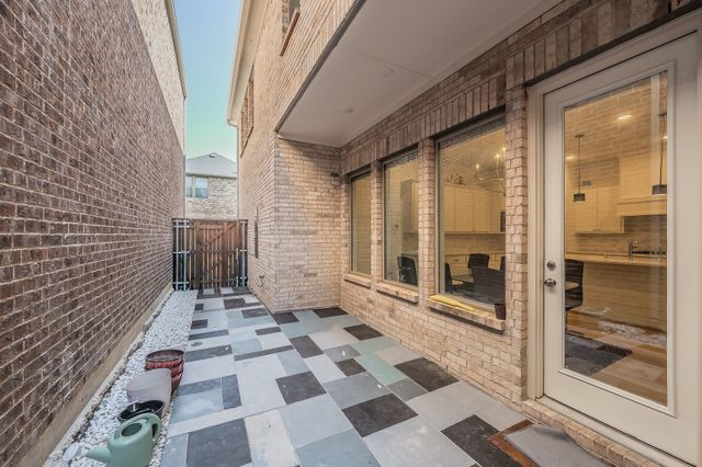 256 Harbor Hills Drive, Flower Mound, TX 75028