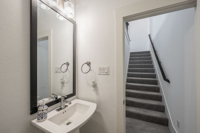 256 Harbor Hills Drive, Flower Mound, TX 75028